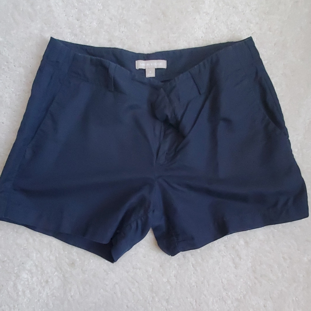 Banana Republic Linen/Cotton Belted Shorts Navy